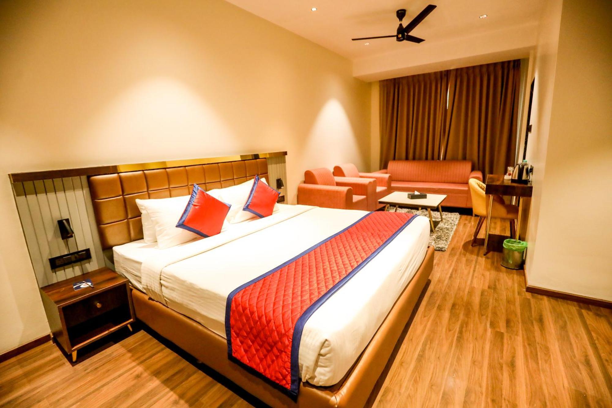 Spree Manor Hotel Aurangabad  Exteriör bild